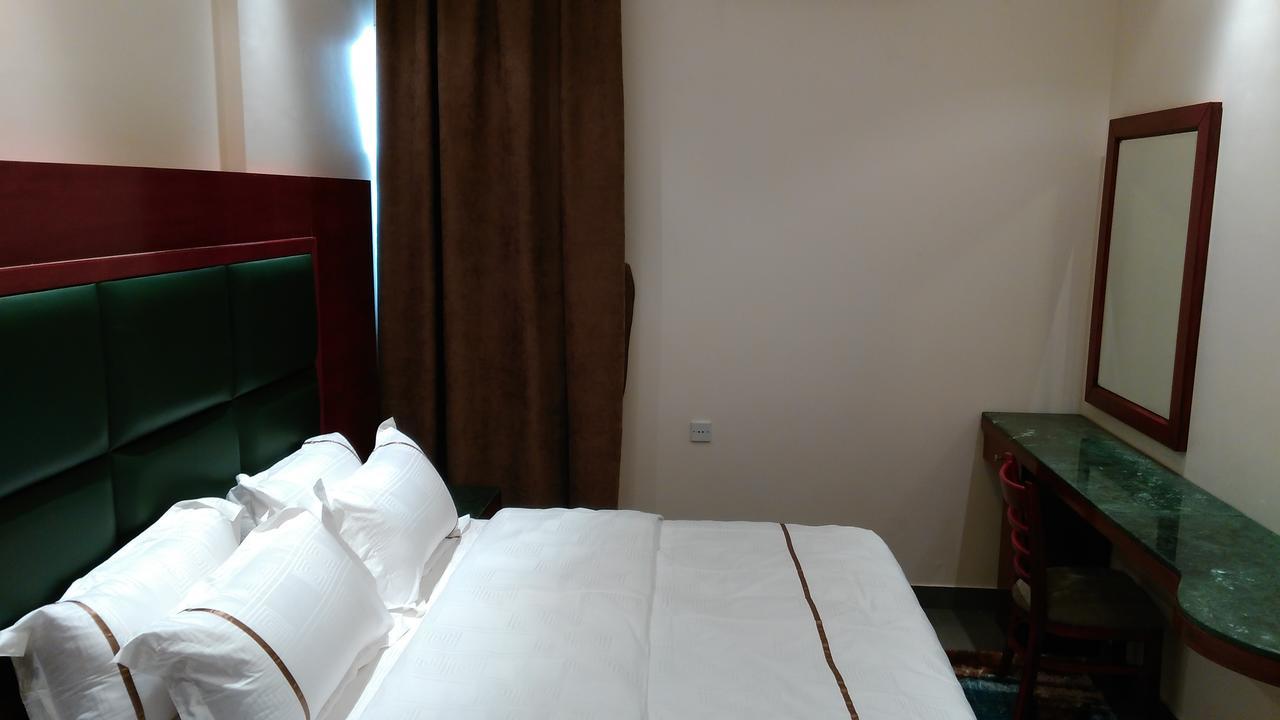 리야드 Al Yamama Palace - Al Rawdah 3 아파트 호텔 외부 사진
